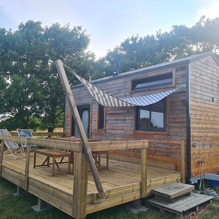 Camping A La Ferme - Hebergements Insolites Cerisy-la-Foret Esterno foto