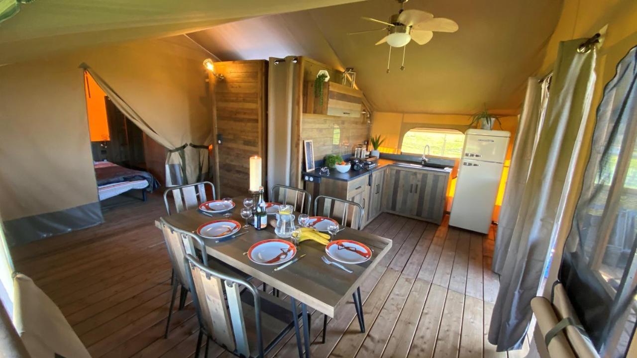 Camping A La Ferme - Hebergements Insolites Cerisy-la-Foret Esterno foto