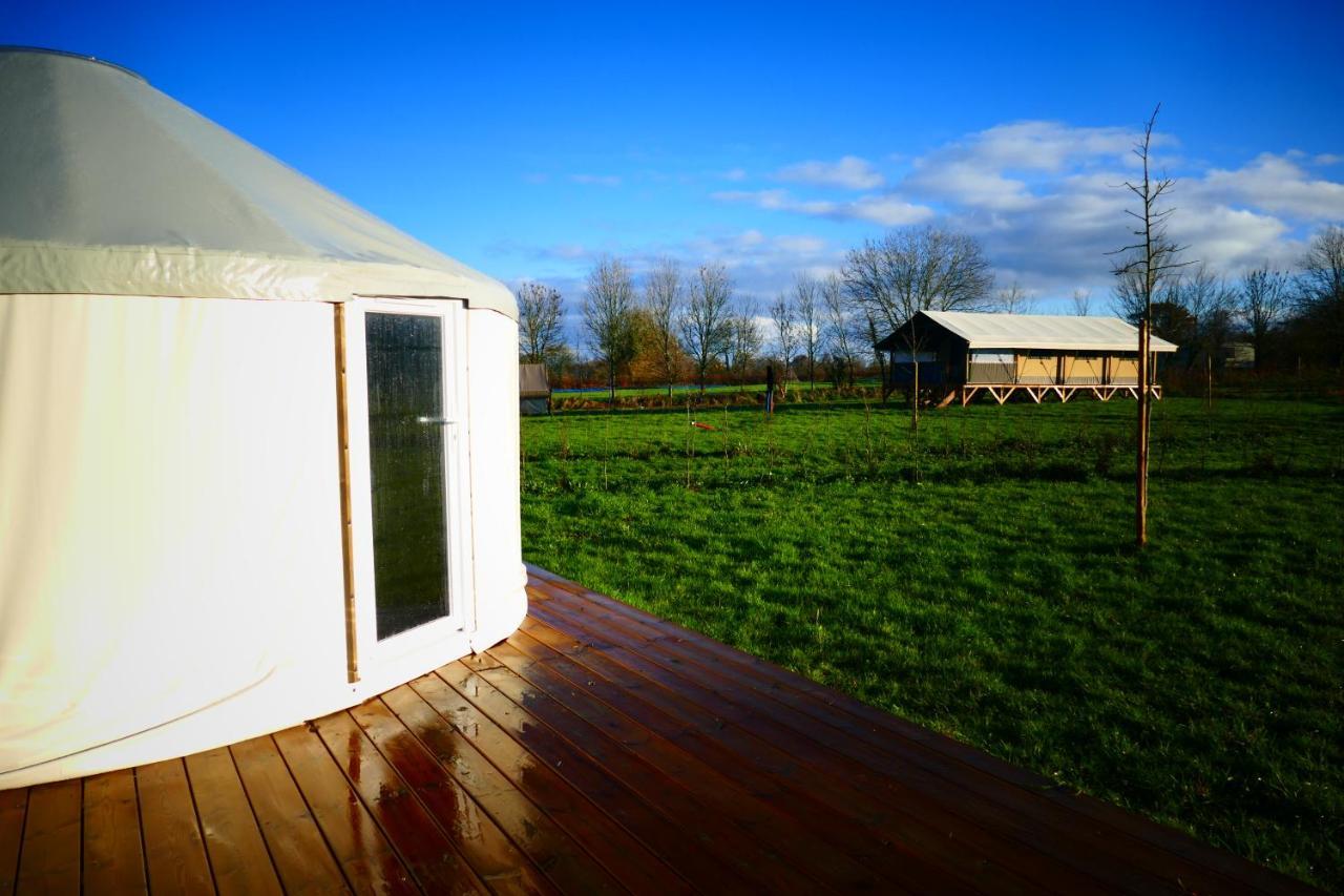Camping A La Ferme - Hebergements Insolites Cerisy-la-Foret Esterno foto