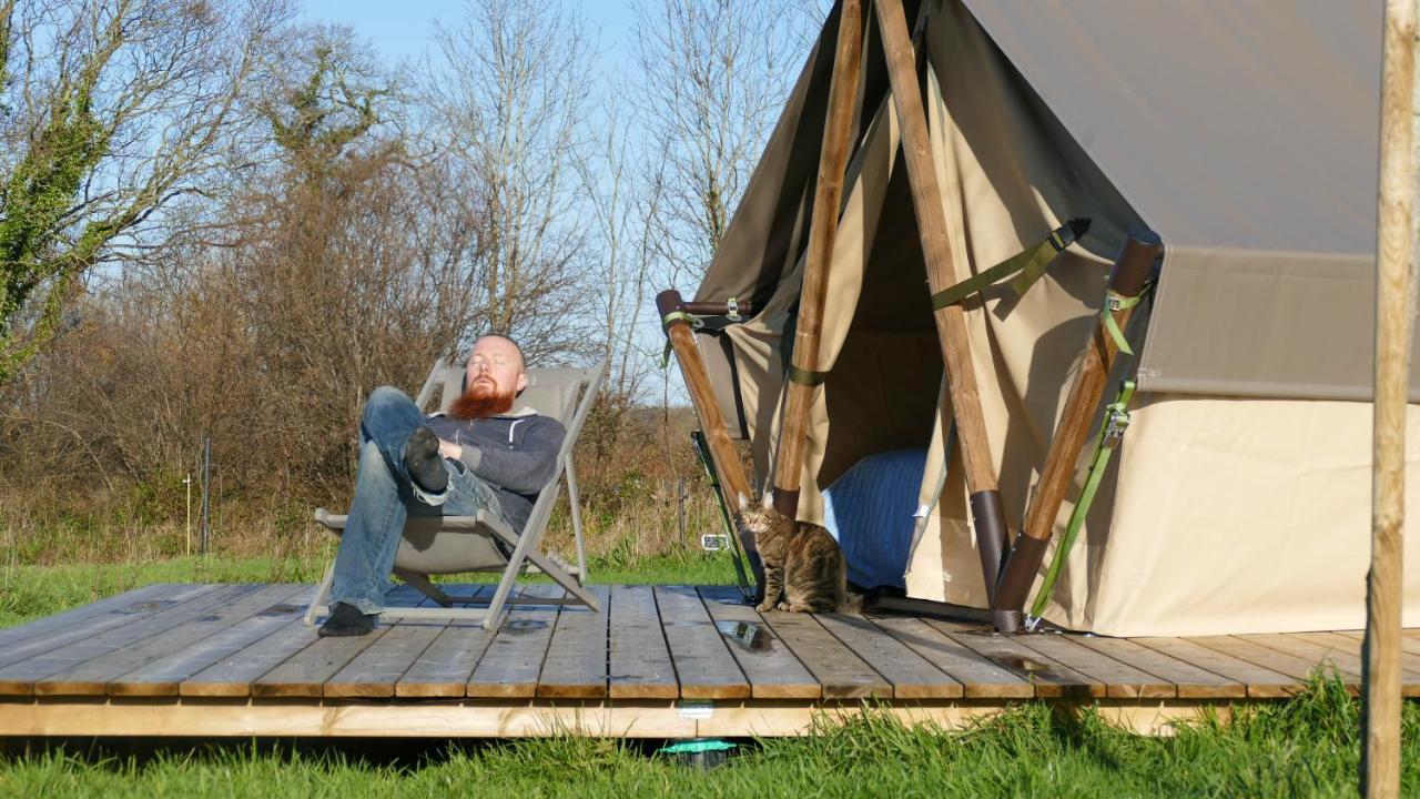 Camping A La Ferme - Hebergements Insolites Cerisy-la-Foret Esterno foto