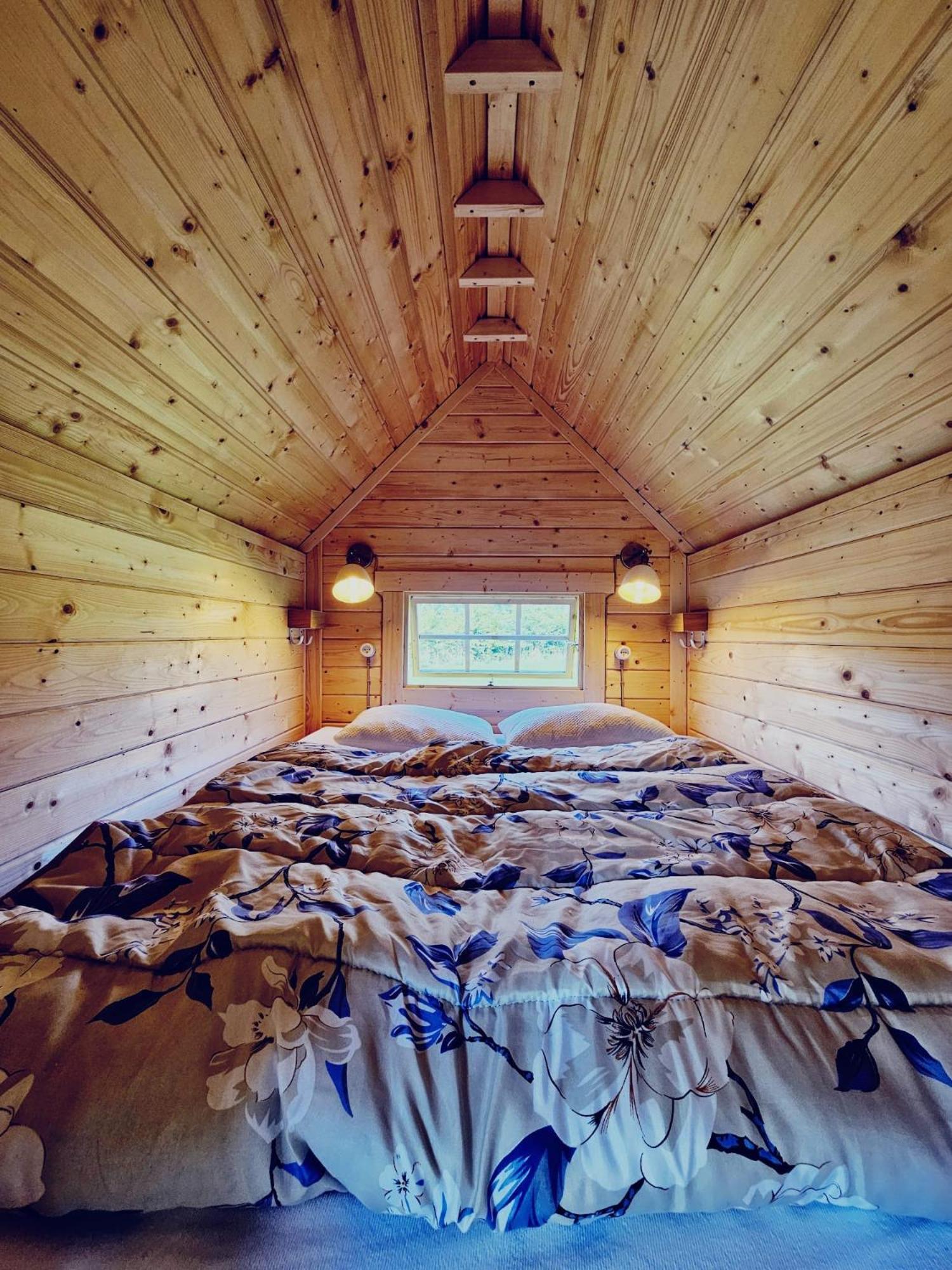 Camping A La Ferme - Hebergements Insolites Cerisy-la-Foret Esterno foto